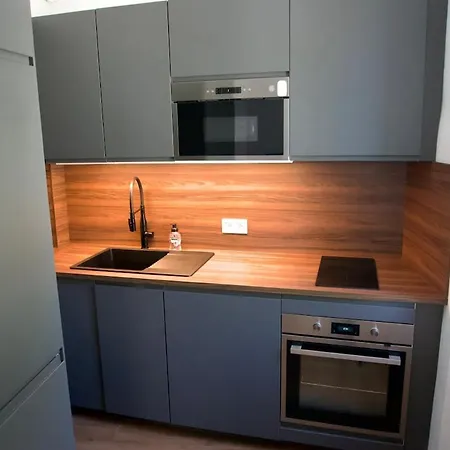 Less Than 1 Minute Away Apartmán *