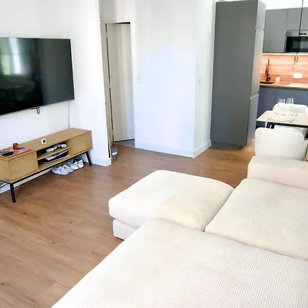 Less Than 1 Minute Away Tulon